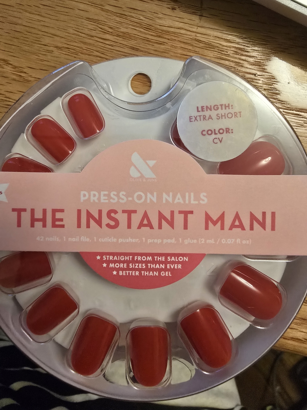 Olive & June The Instant Mani Press-On Nails - Red (Extra Short)